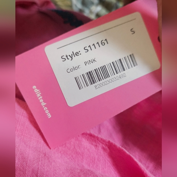 EDIKTED 100% Cotton Side Gathered Wrap Style Mini Skirt In Hot Pink. Size S NWT - Picture 4 of 12